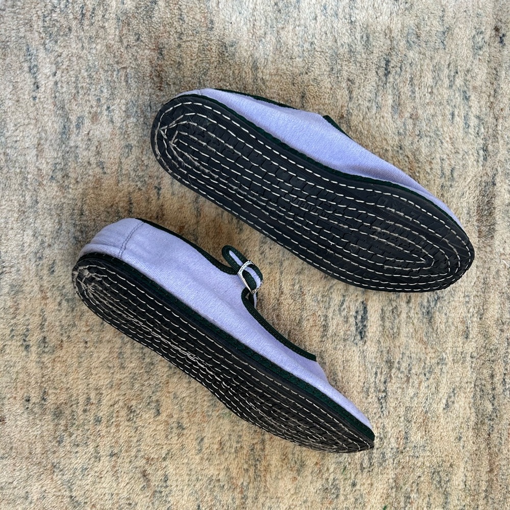 ViBi VENEZiA Mary Jane Flats in Lavender - Picture 6 of 7